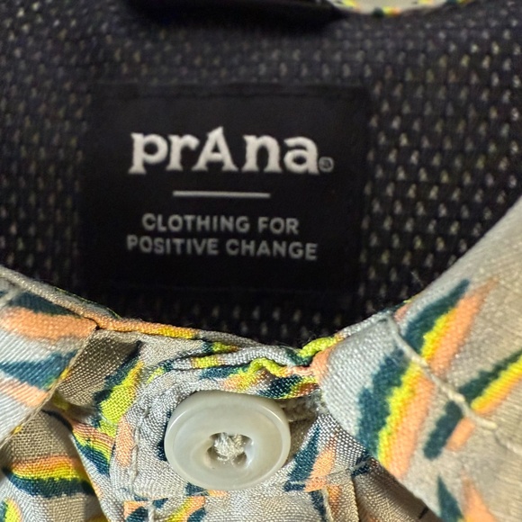 prAna Mens Lost Sol Printed Short Sleeve Button up Shirt Mens size large UPF30+ - Picture 4 of 8